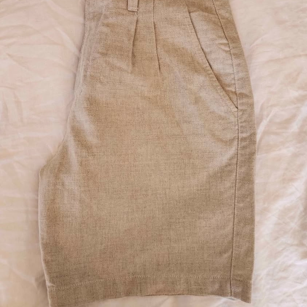 Tan Linen Shorts - Picture 2 of 3